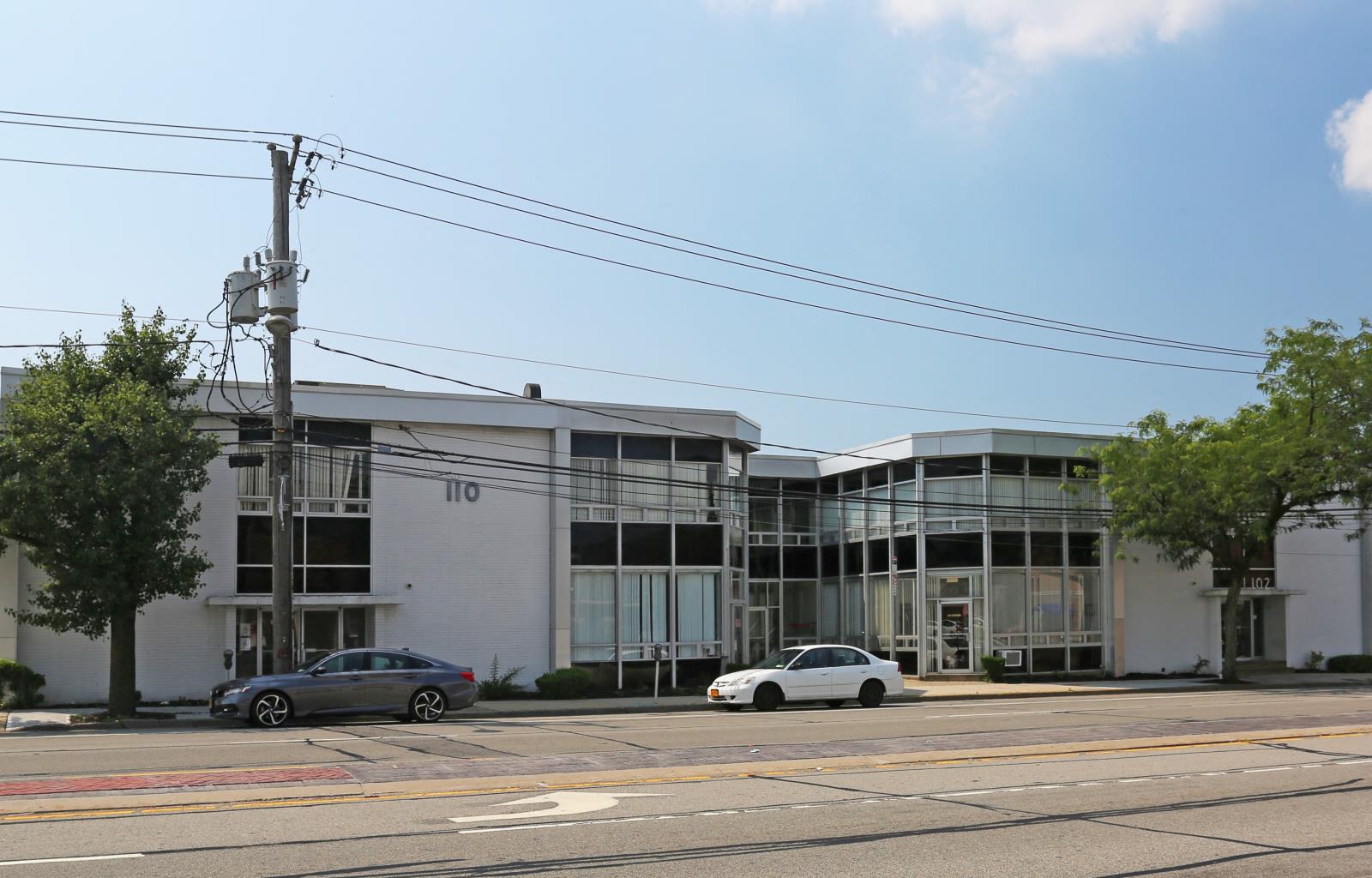 102-114 Jericho Turnpike